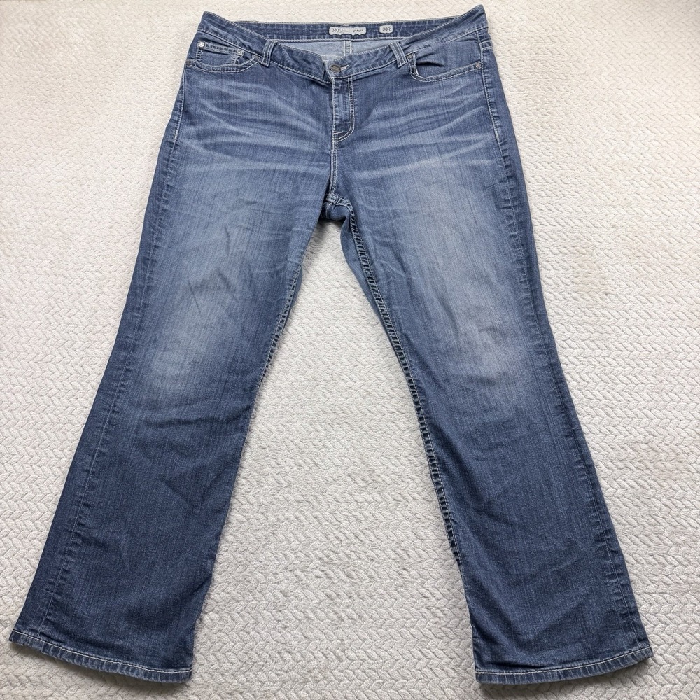BKE Dakota Bootcut Jeans Womens 38R Whiskered Mid Rise (42x31 Actual) EUC